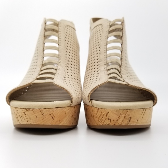 Franco Sarto Gizmo Perforated Wedge Sandals Sz 6.5 - Picture 3 of 8